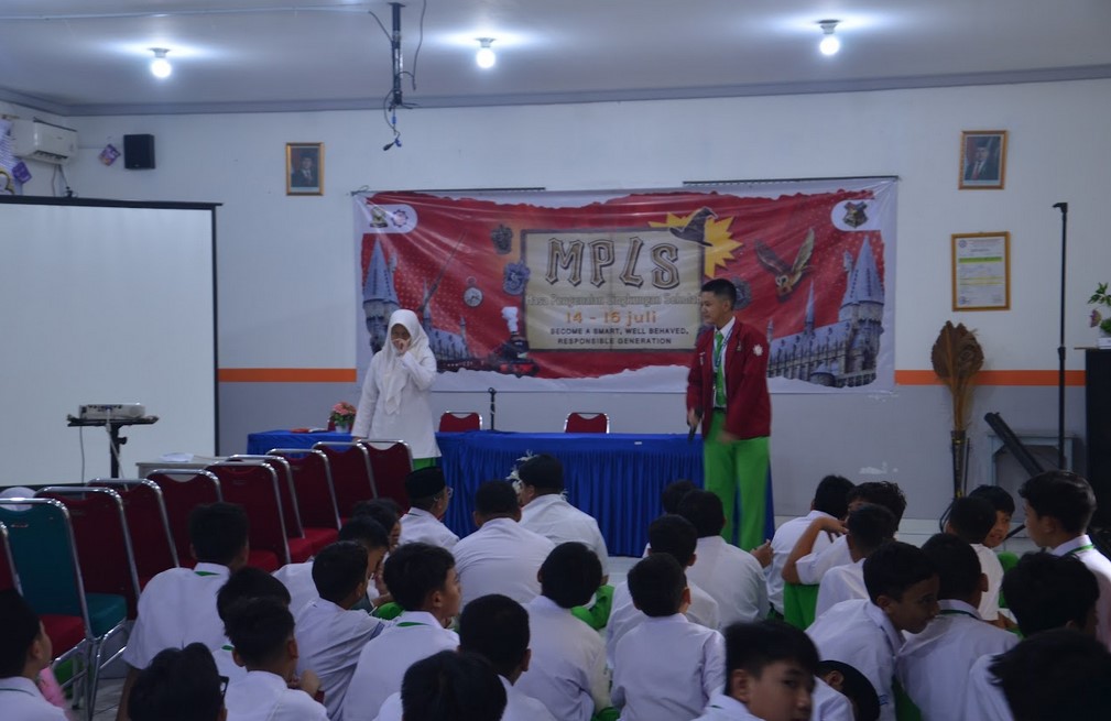 \"MPLS Ramah Anak\": SMPIT Nururrahman Bangun Semangat dan Karakter Positif Sejak Hari Pertama Sekolah