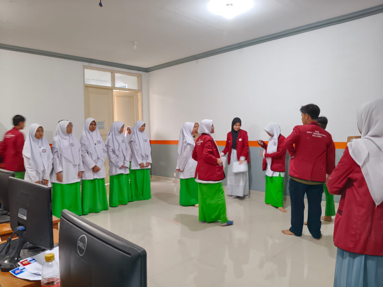 Wawancara dan Simulasi OSIS: Antusiasme Peserta Warnai Seleksi Calon Anggota OSIS