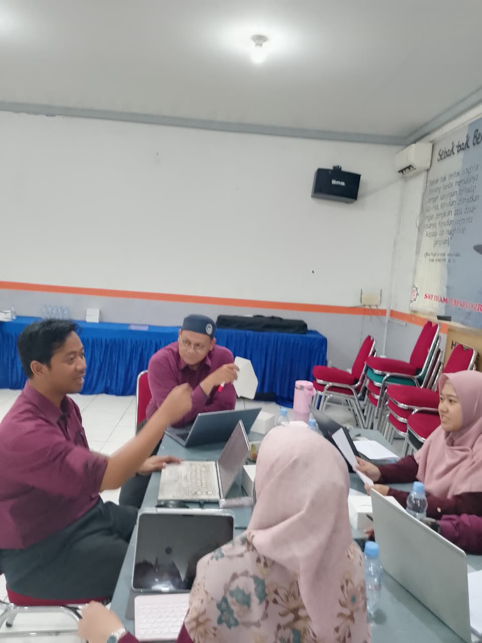 SMP IT Pesantren Nururrahman Adakan Pelatihan Model Pembelajaran : Mendorong Transformasi Pembelajaran yang Mindful, Meaningful, dan Joyful