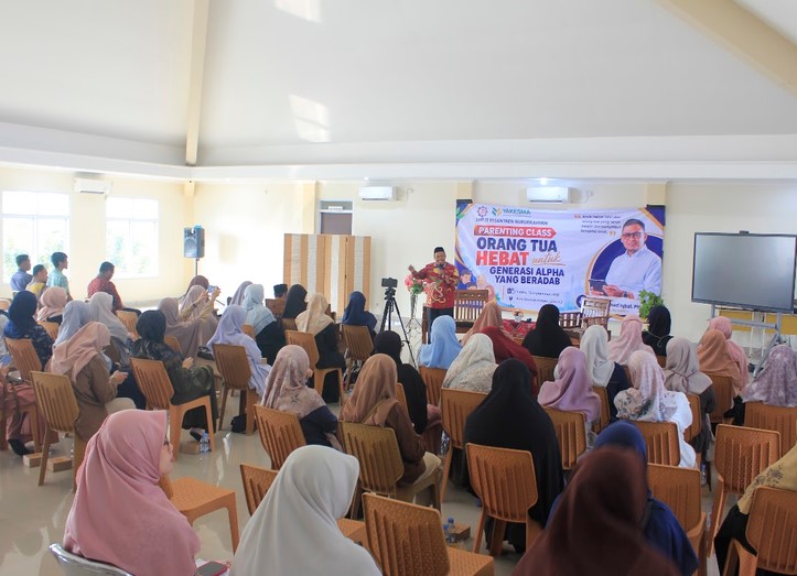 Parenting Class SMP IT Pesantren Nururrahman : “Generasi Alpha Semakin Kompleks, Orang Tua Dituntut Semakin Adaptif”