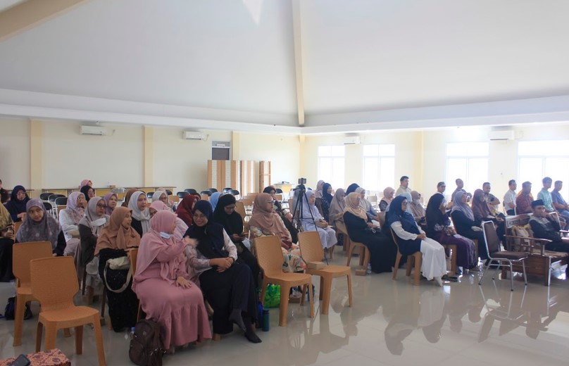 Parenting Class SMP IT Pesantren Nururrahman : “Generasi Alpha Semakin Kompleks, Orang Tua Dituntut Semakin Adaptif”