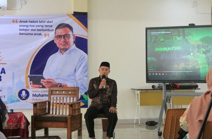 Parenting Class SMP IT Pesantren Nururrahman : “Generasi Alpha Semakin Kompleks, Orang Tua Dituntut Semakin Adaptif”
