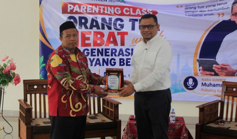 Parenting Class SMP IT Pesantren Nururrahman : “Generasi Alpha Semakin Kompleks, Orang Tua Dituntut Semakin Adaptif”